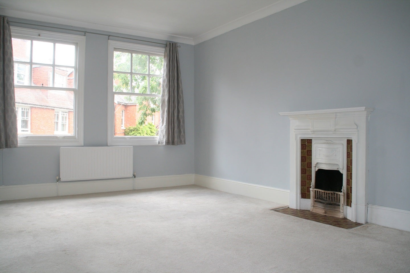 Flat Bishops Down Park Road in Tunbridge Wells