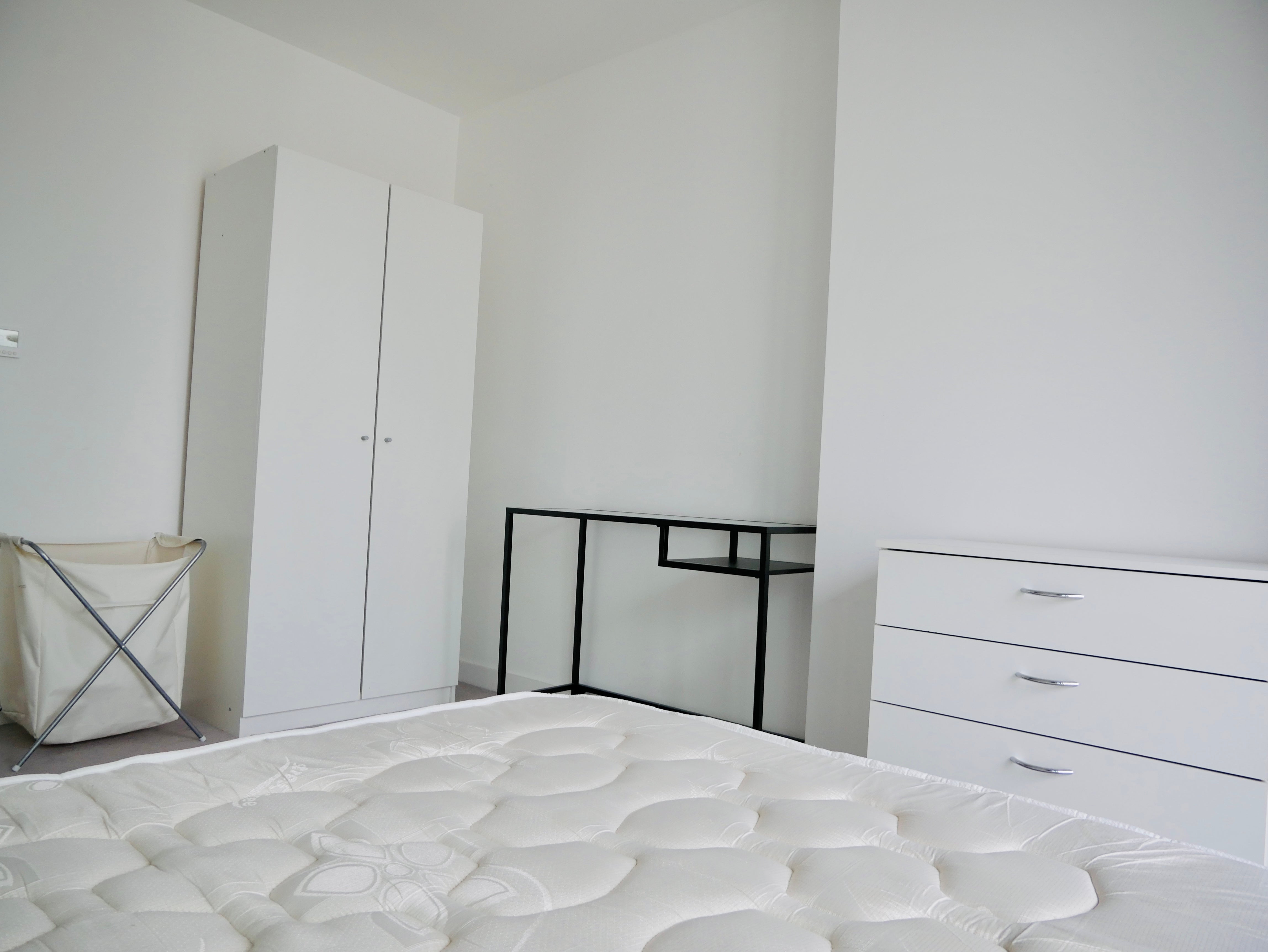 Flat Yabsley Street in Greater London