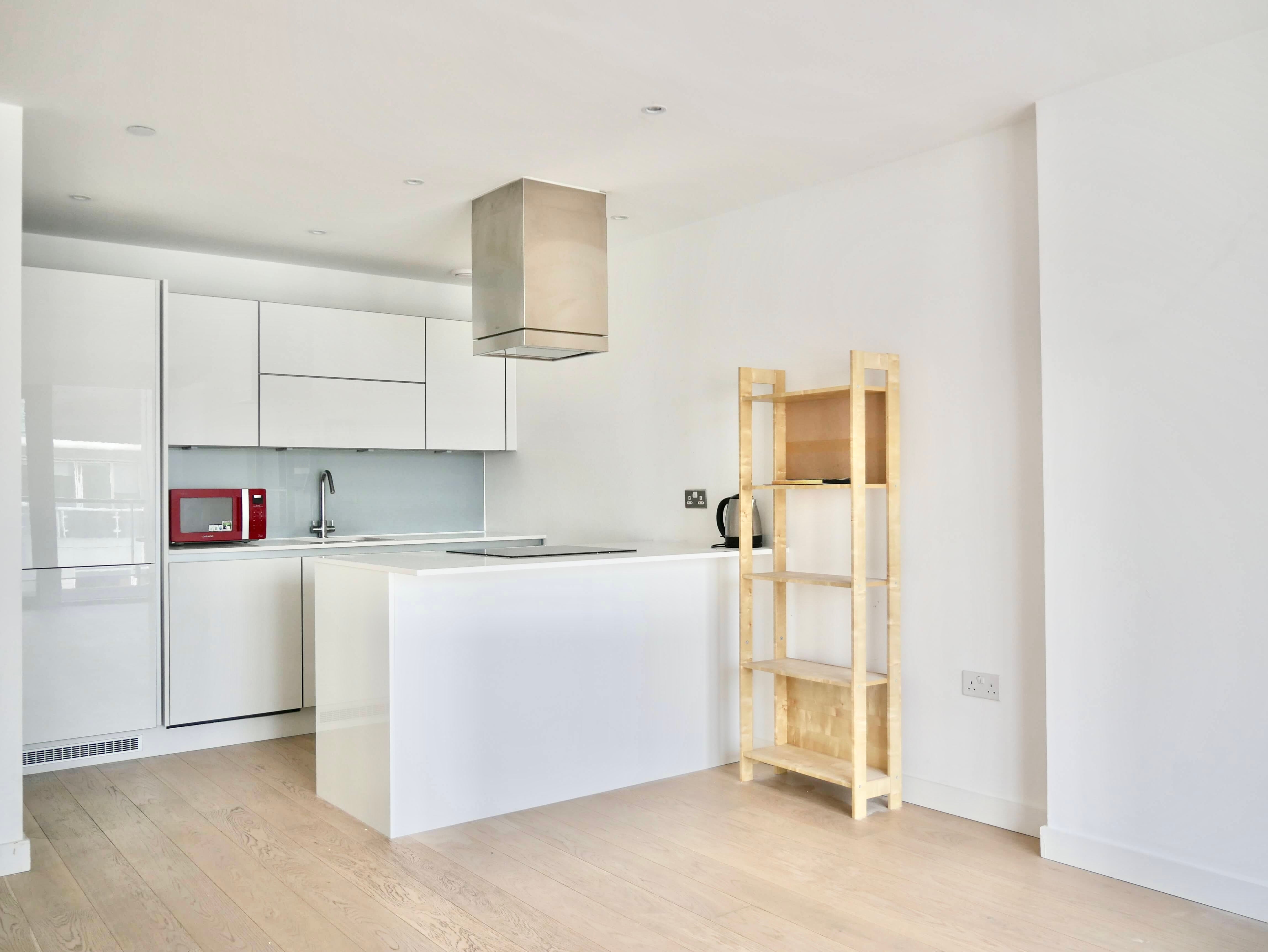 Flat Yabsley Street in Greater London