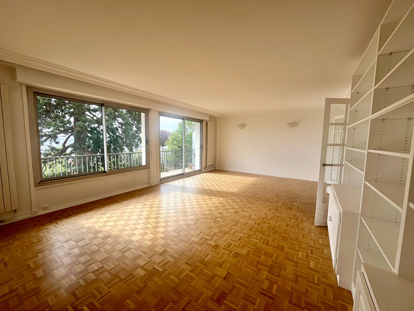 Flat Rue Gounod in Saint-Cloud