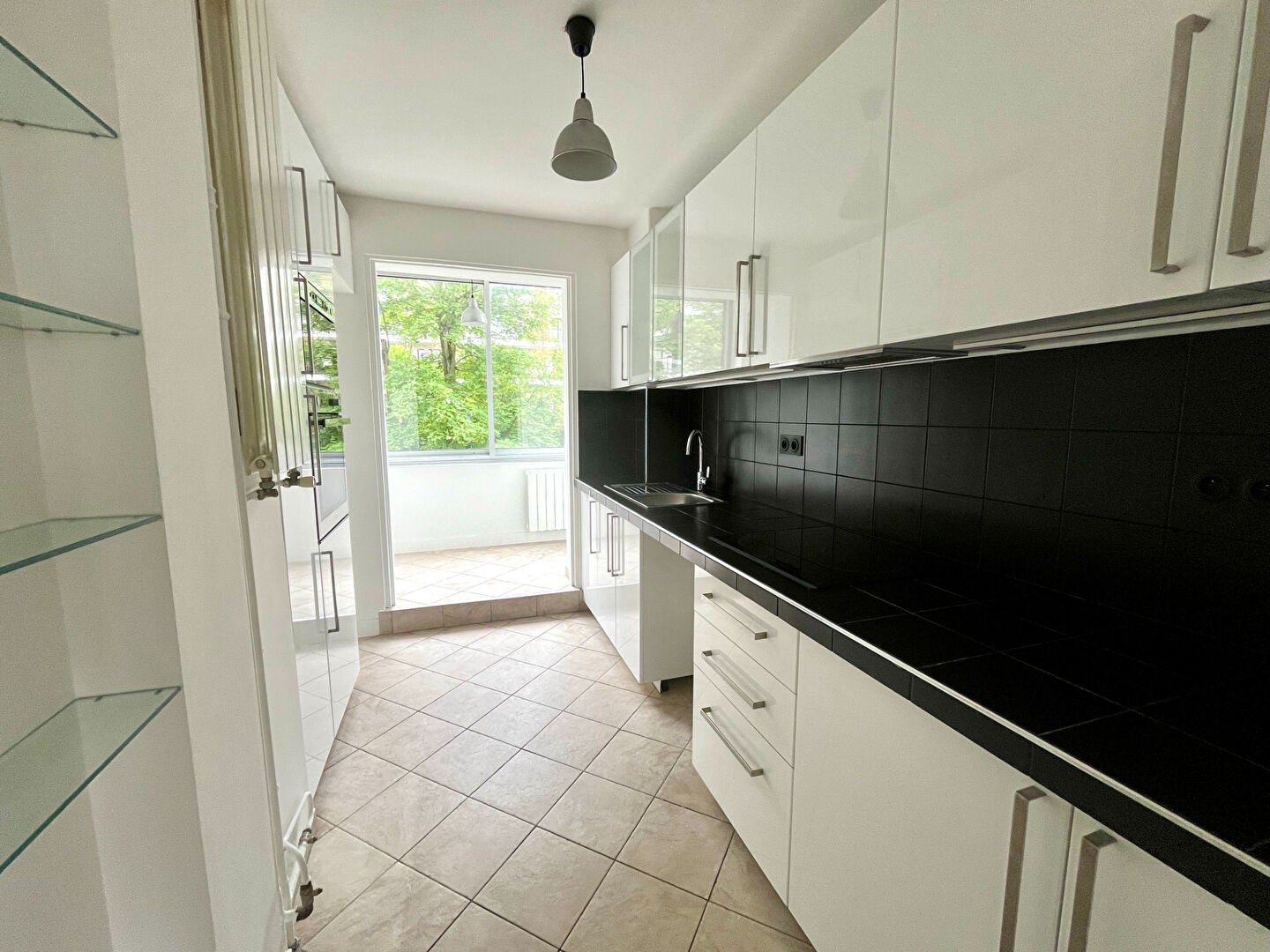 Flat Rue Gounod in Saint-Cloud