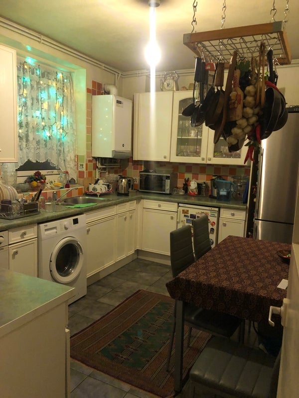 Room Dalgarno Way in Greater London