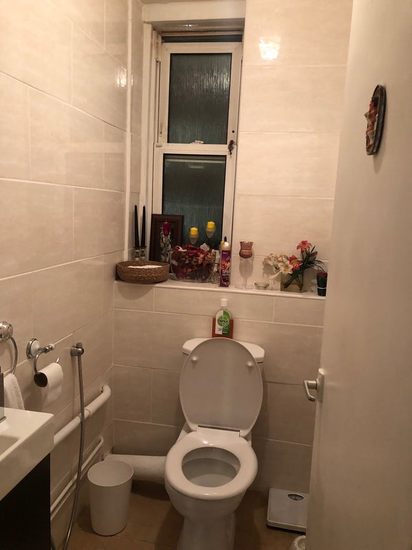 Room Dalgarno Way in Greater London