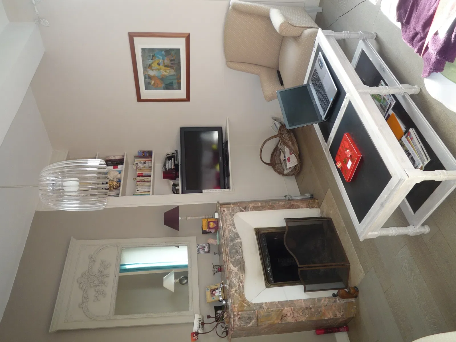 Room D 13 in Nogent-le-Rotrou
