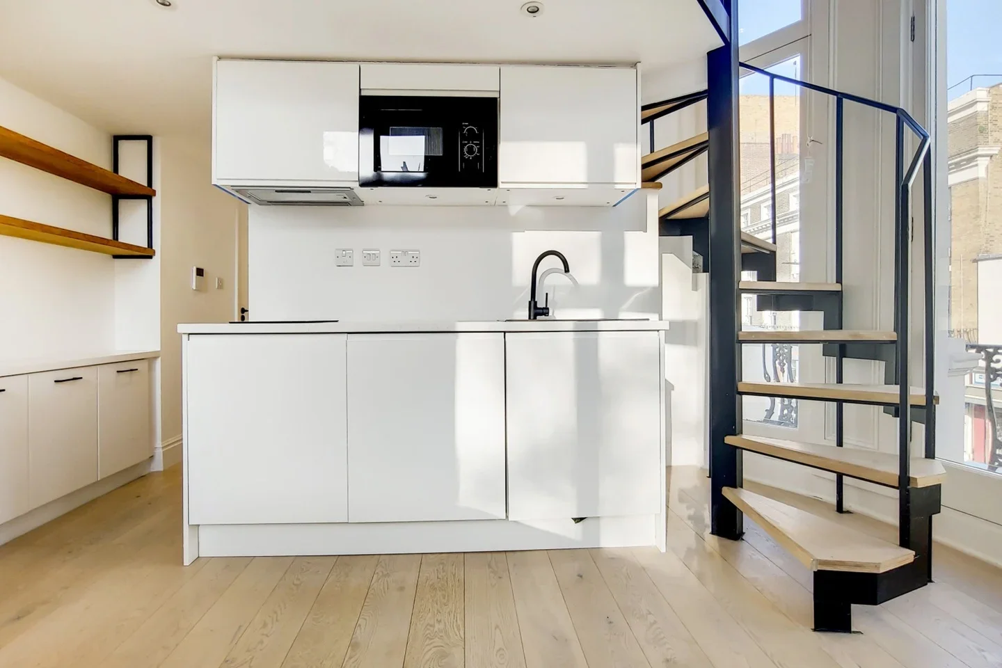 Flat Westbourne Terrace in City of Westminster