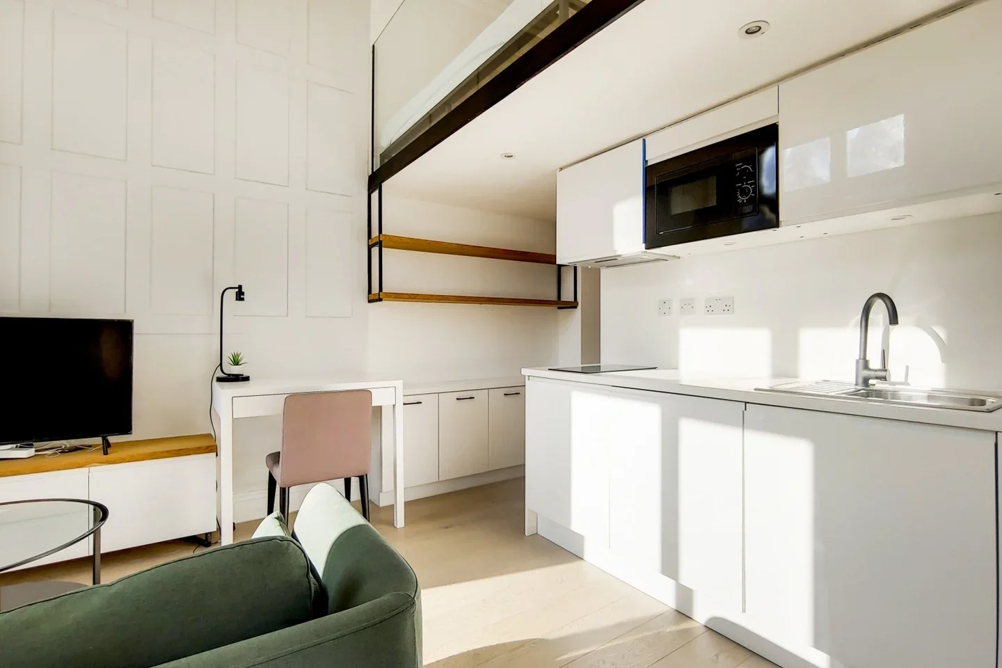 Flat Westbourne Terrace in City of Westminster