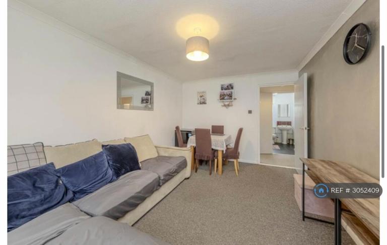 Flat Prospect Terrace in Newcastle-under-Lyme