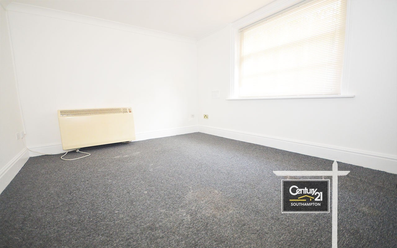 Flat Cranbury Terrace in Southampton