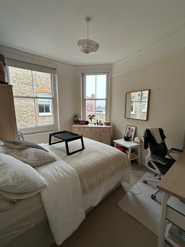 Flat Horder Road in Greater London