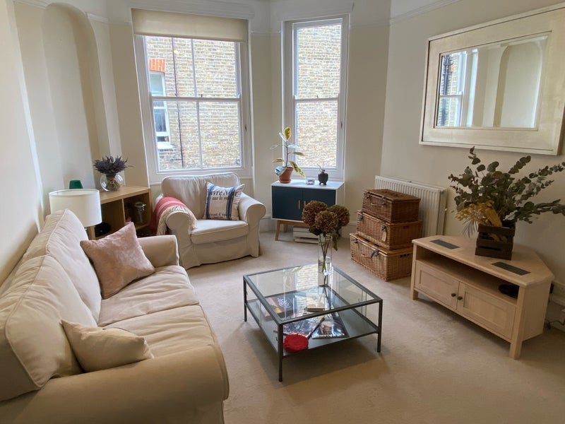 Flat Horder Road in Greater London
