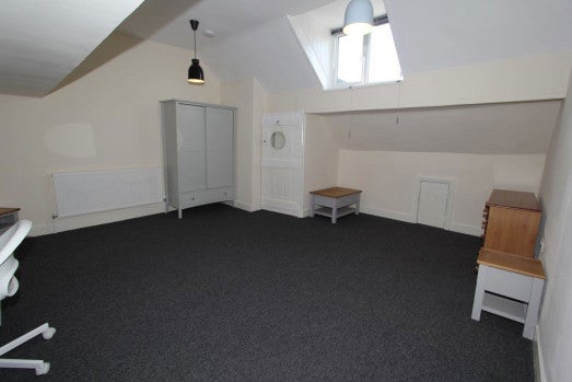 Room Meyrick Road in Stafford
