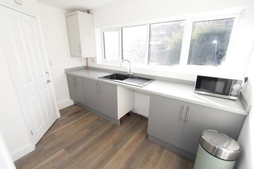 Room Meyrick Road in Stafford