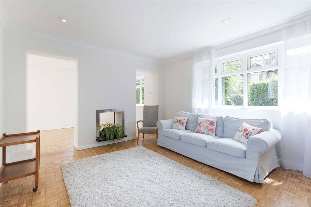 House Wilton Crescent in Greater London
