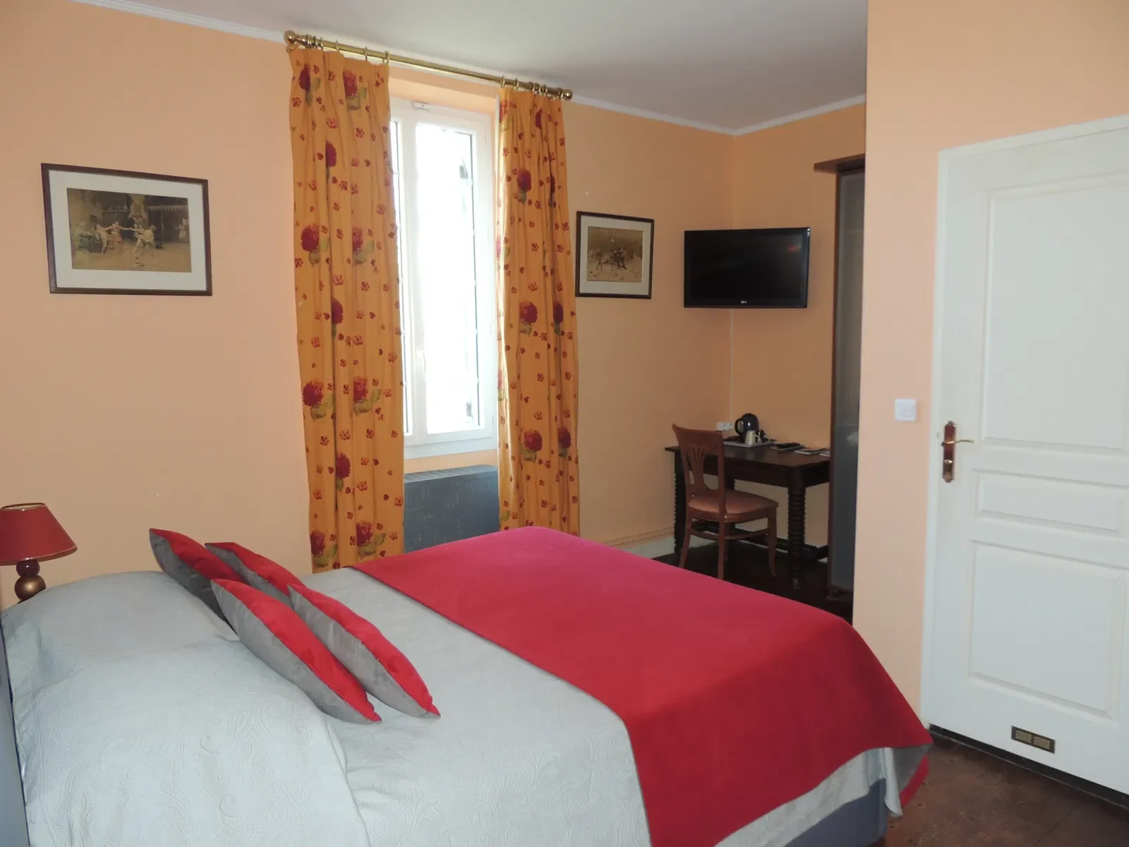 Chambre D 672 à Pineuilh