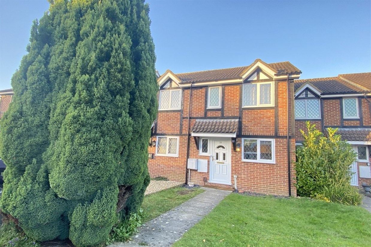 House Saint Nicholas Court in Basingstoke and Deane