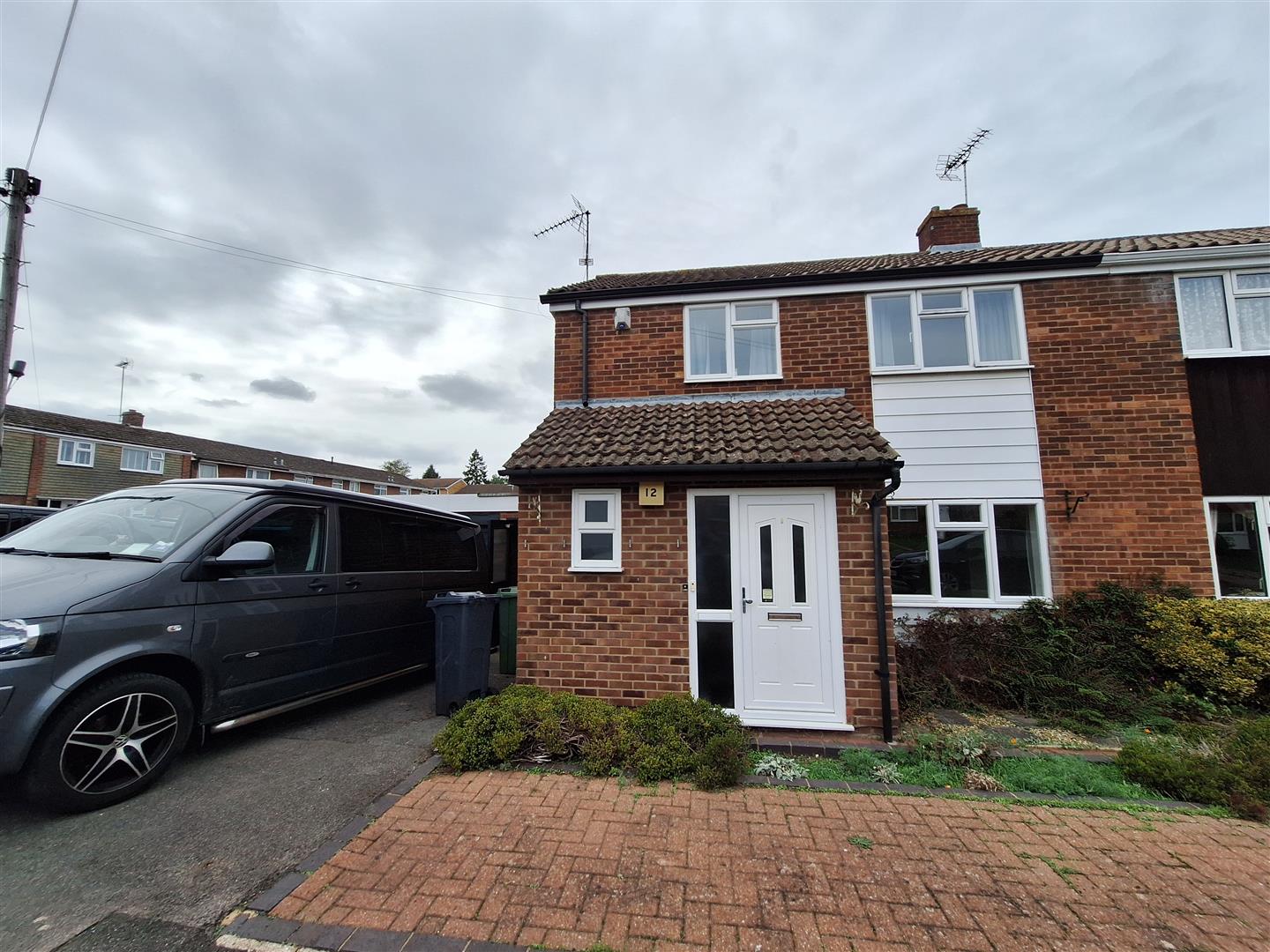 House Newbery Close in Reading