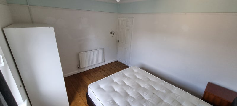 Room Whitfield Street in Newark and Sherwood