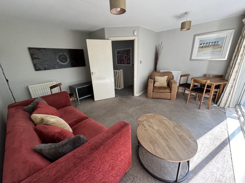 Room Sadler Court in Manchester