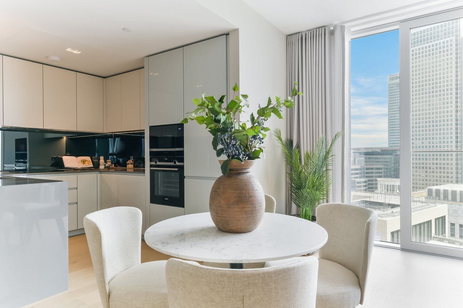 Flat Newfoundland Place in Greater London