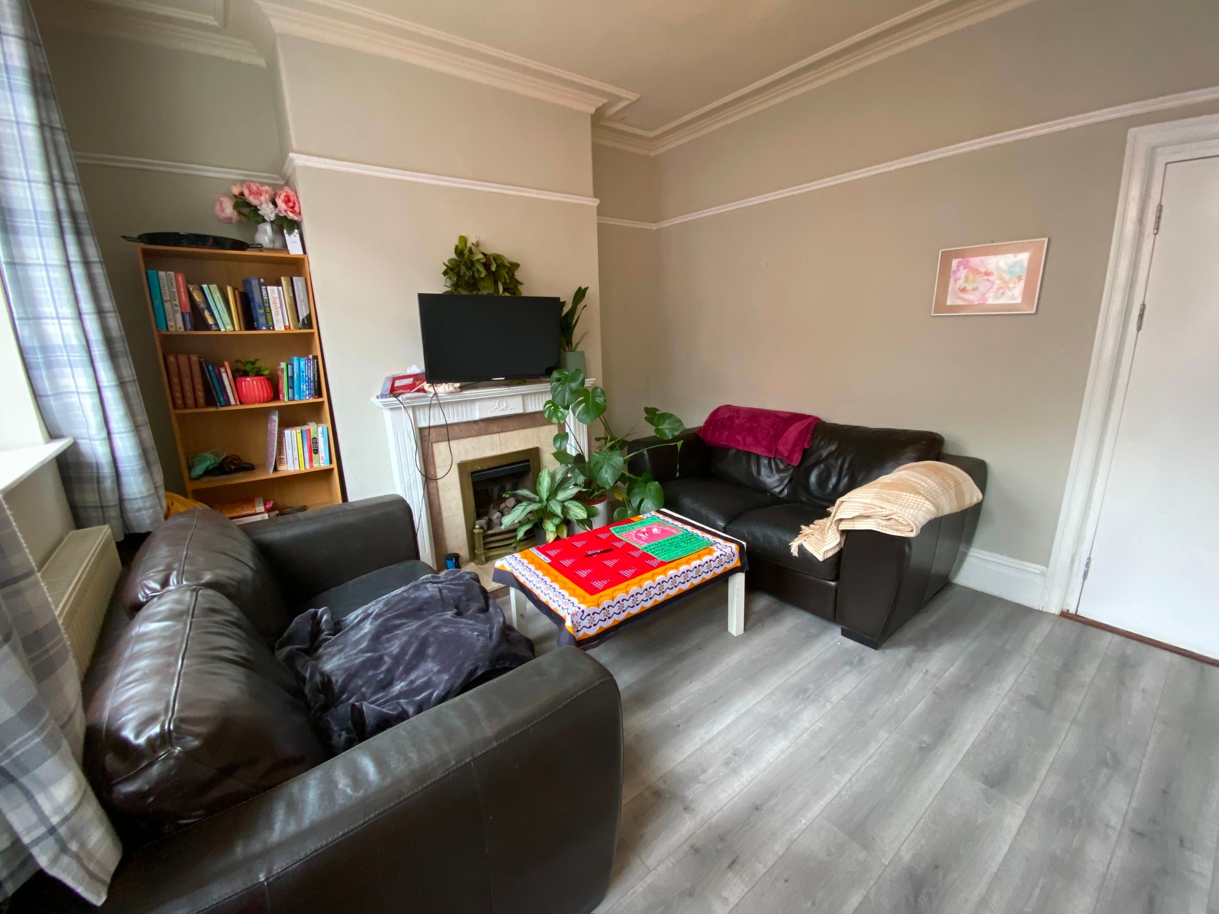 Flat Eastwood Road in Sheffield