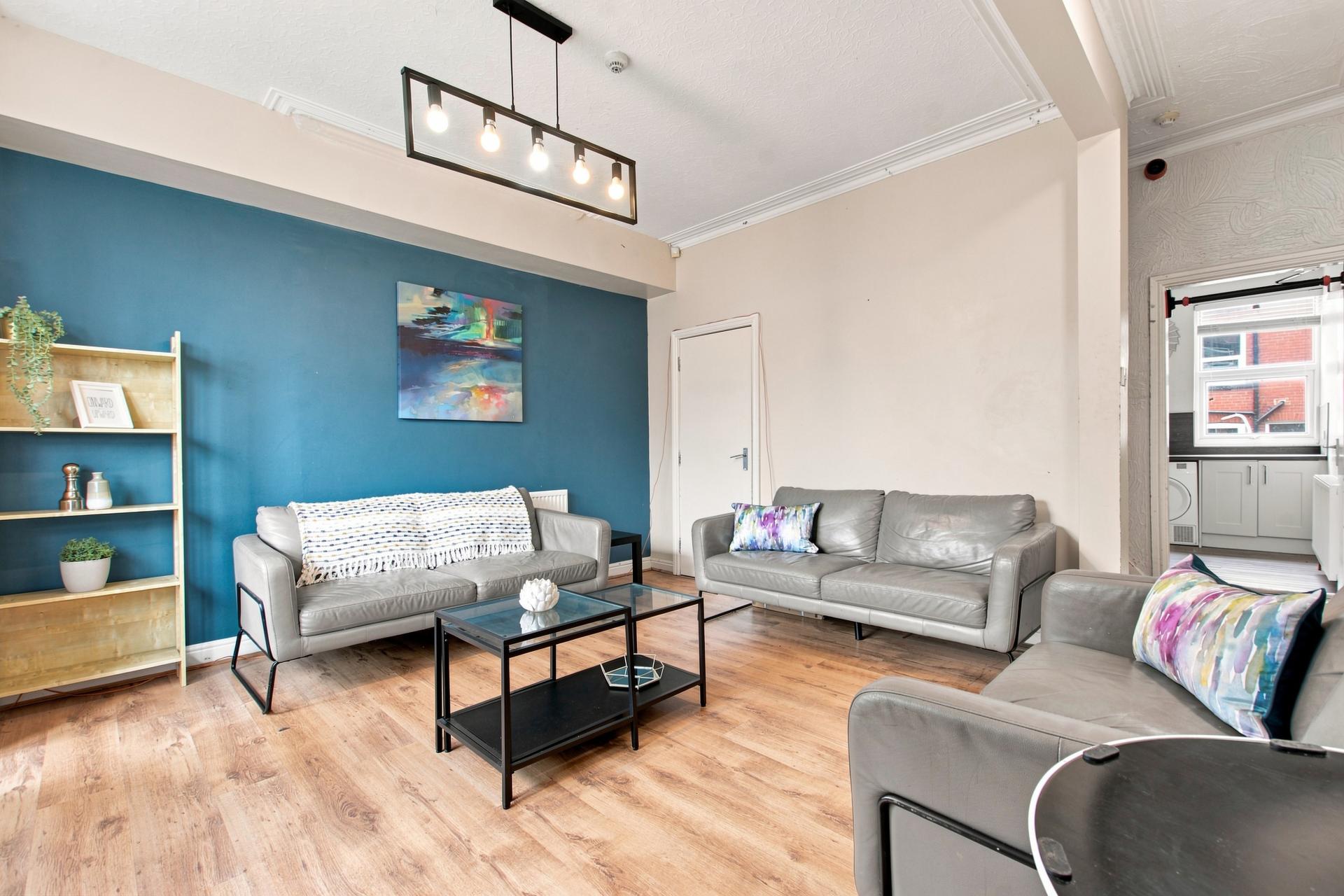 Room Back Stanmore Place in Leeds