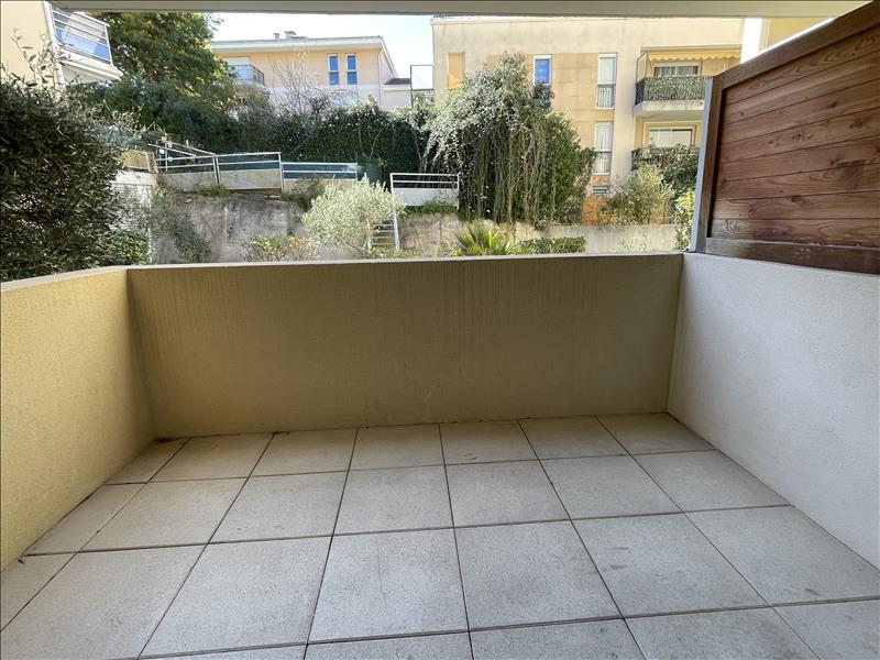 Flat Boulevard de la Corse Résistante in La Seyne-sur-Mer