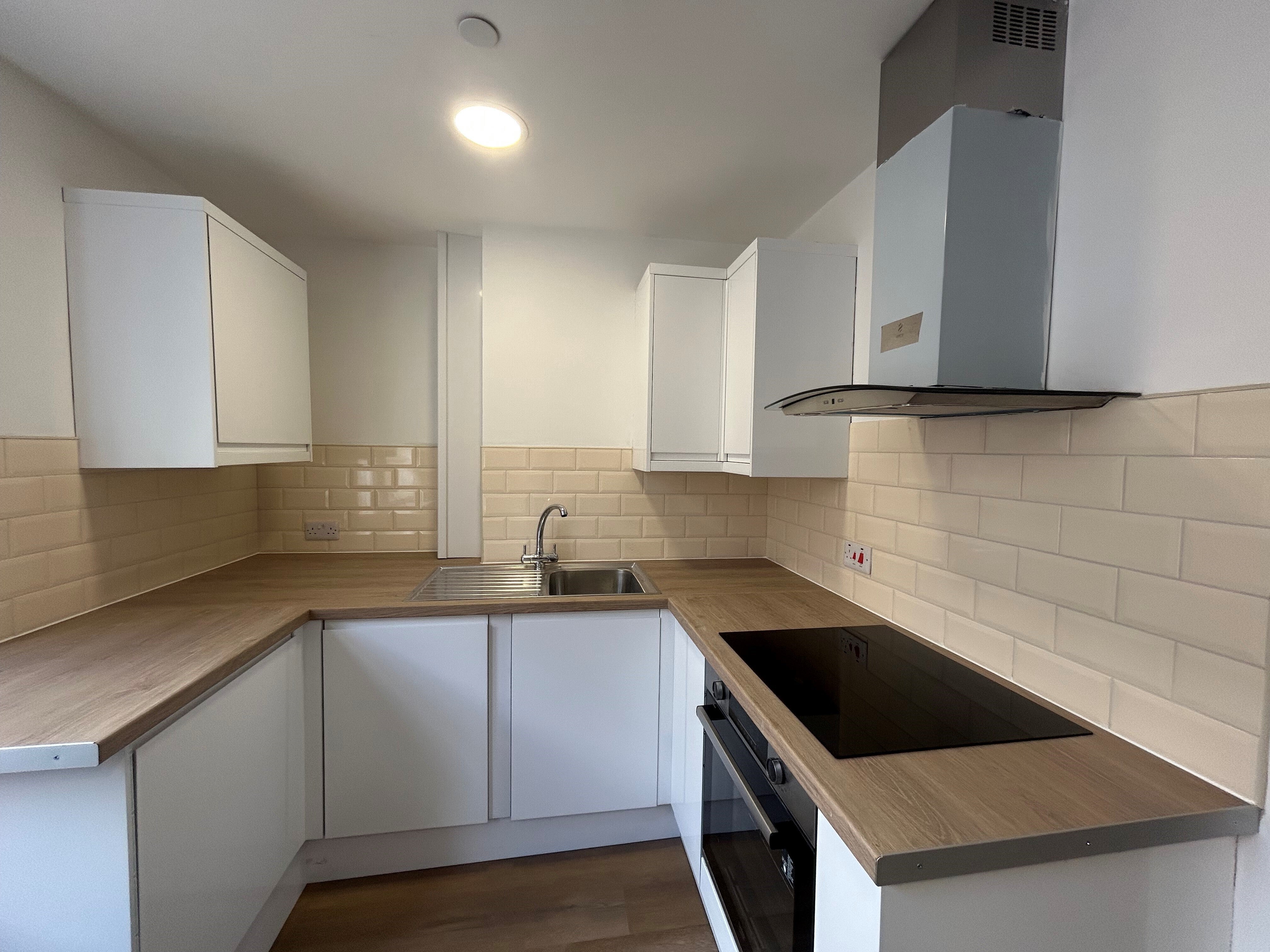 Flat Mount Stuart Square in Cardiff