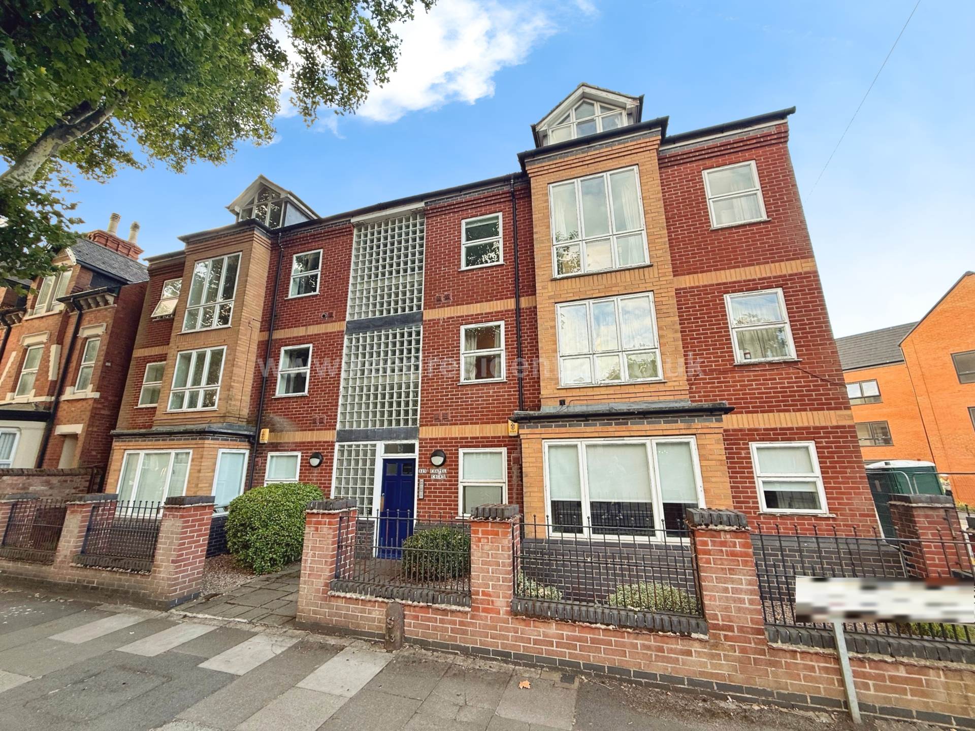 Flat Castle Boulevard in Nottingham