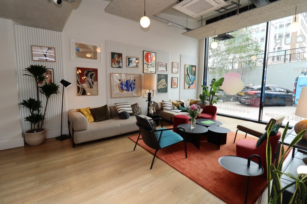 Room Globe Road in Greater London