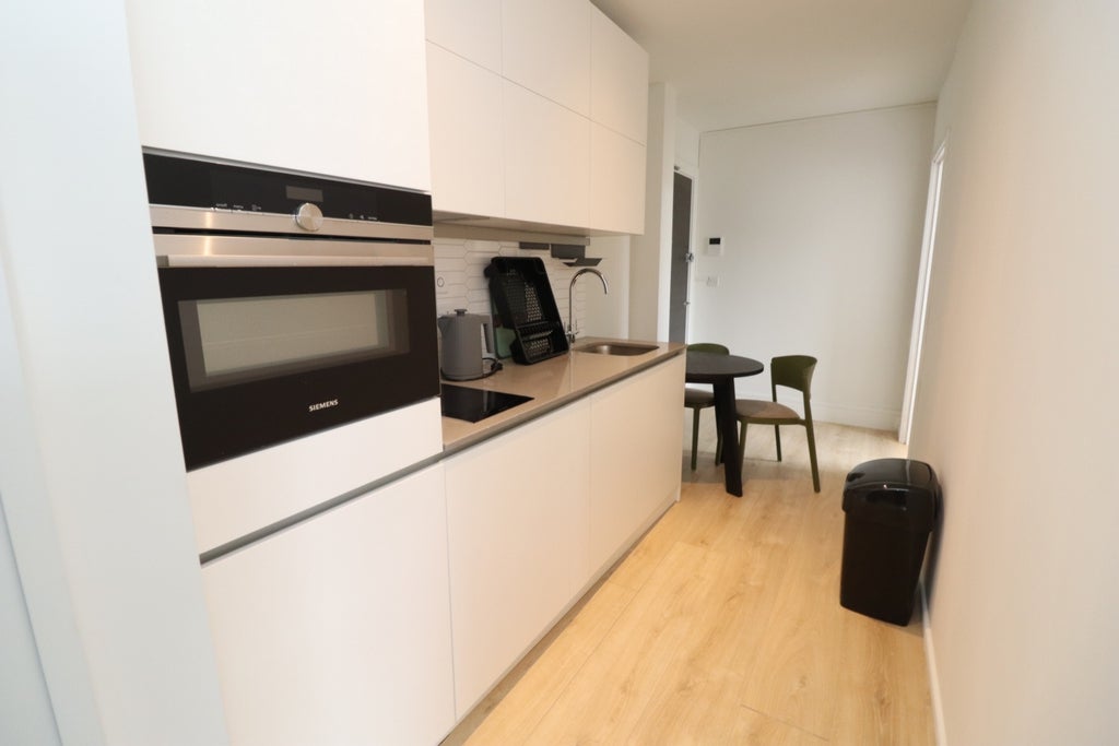 Room Globe Road in Greater London