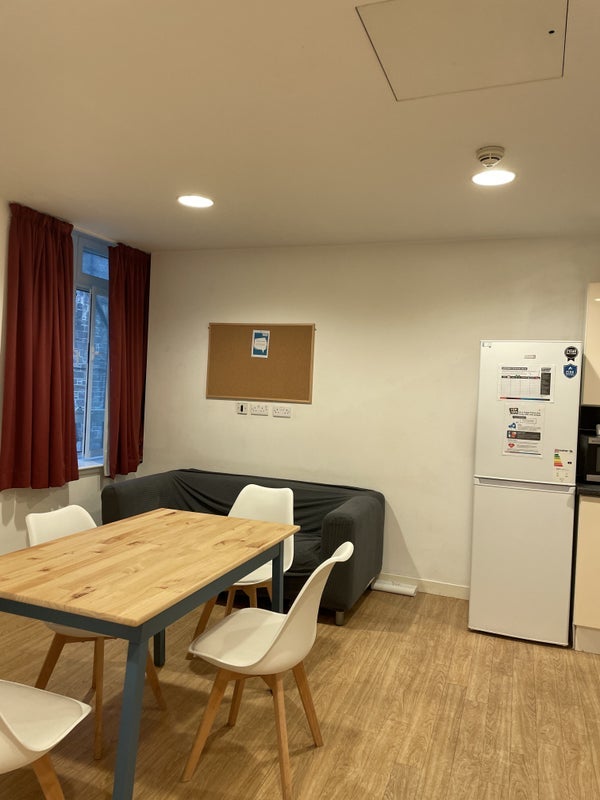 Room Cowgate in City of Edinburgh