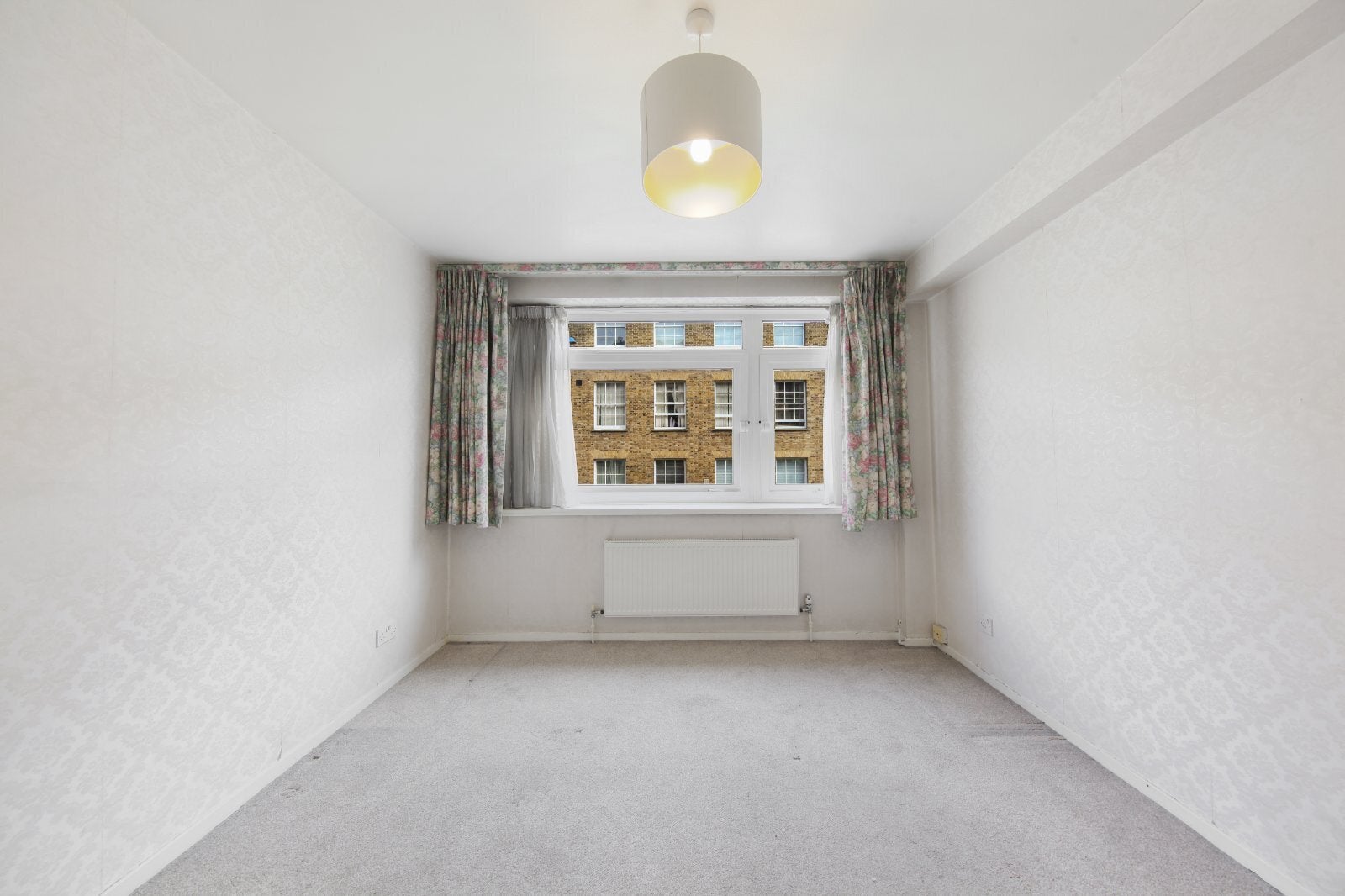 Flat York Terrace West in City of Westminster
