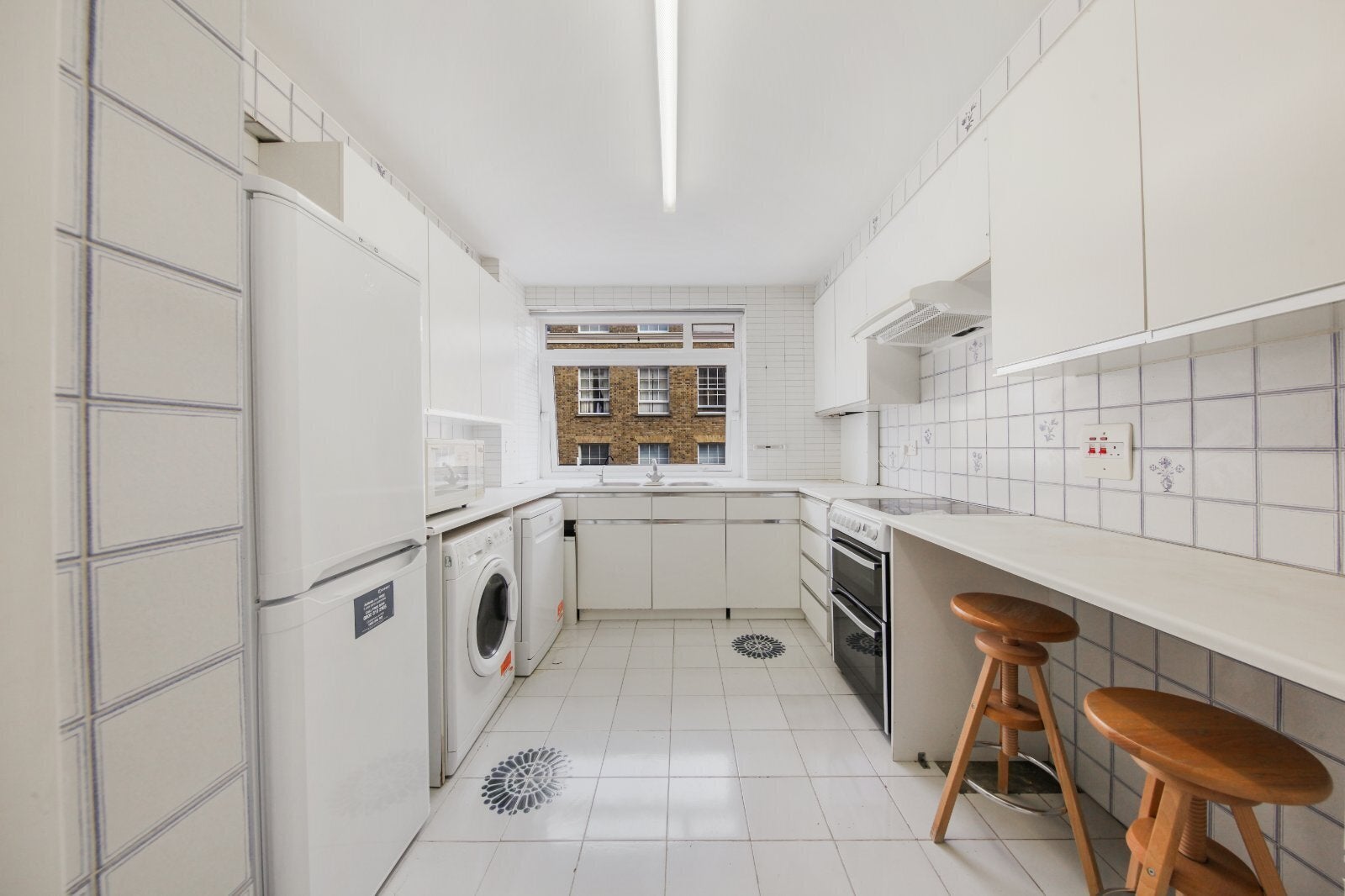 Flat York Terrace West in City of Westminster