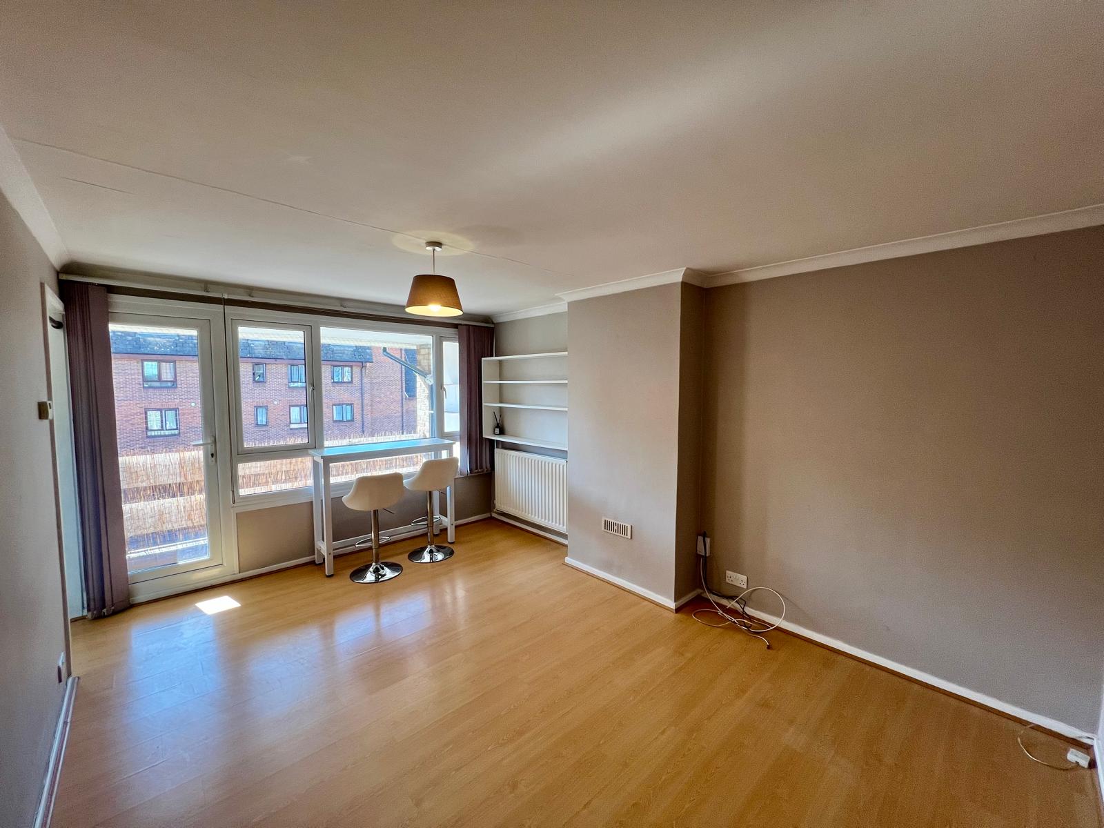 Flat Outram Road in London