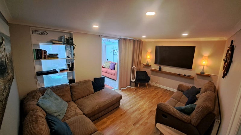 Room Coleridge Close in Greater London
