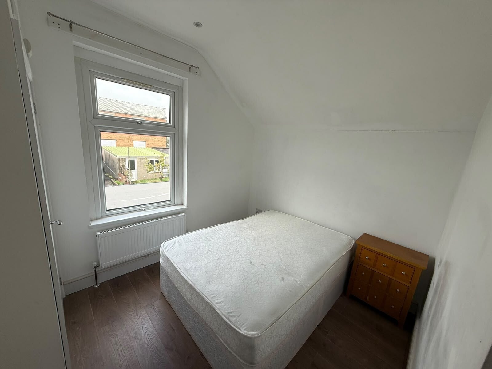House Groveland Road in Cardiff