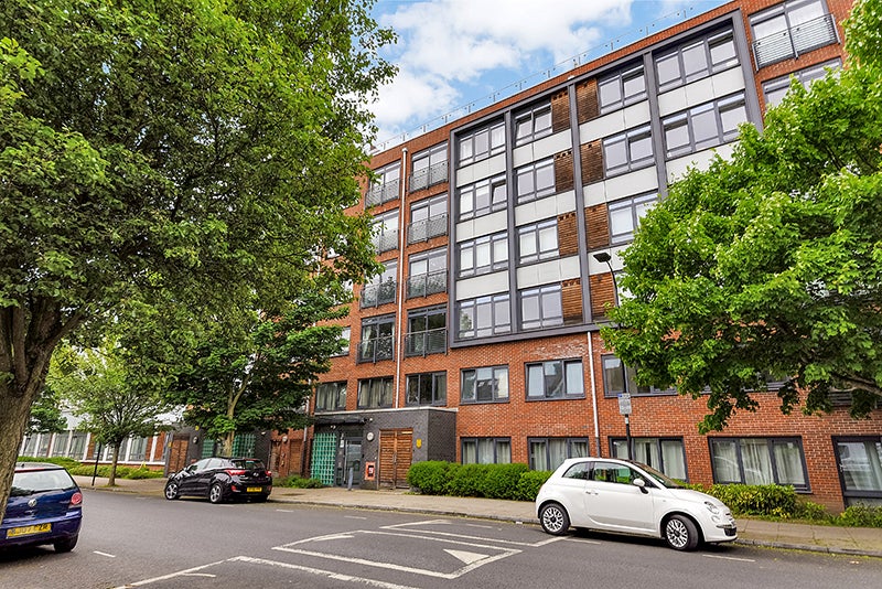 House Larden Road in Greater London