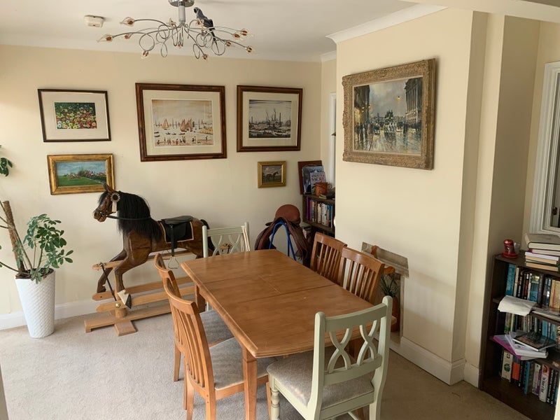 Room Green Farms Lane in Billericay