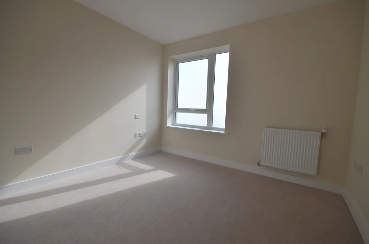 Flat Pearl Lane in Gillingham