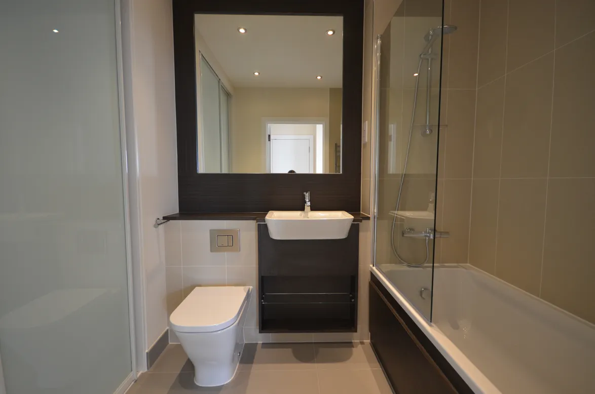 Flat Pearl Lane in Gillingham