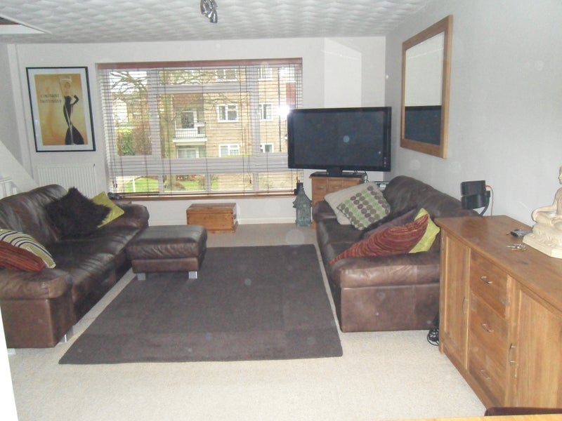 Room Osborne Court in Windsor