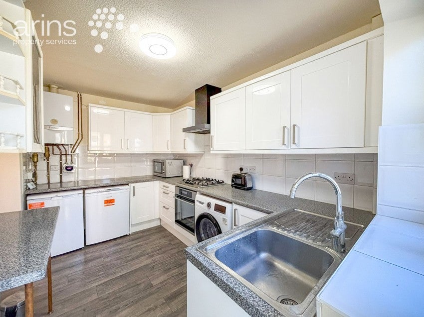 House Berstead Close in Reading