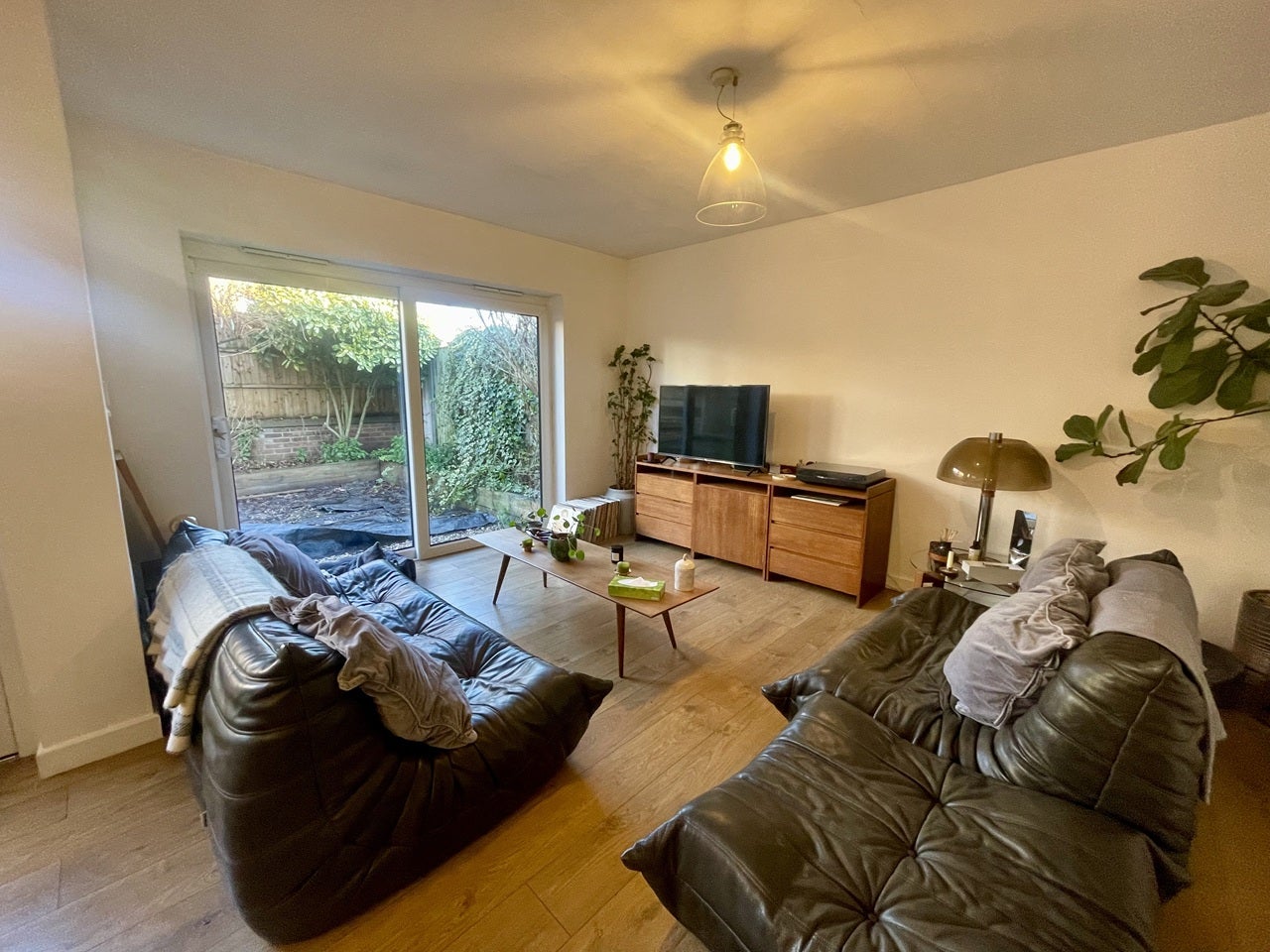 House Annie Besant Close in Greater London