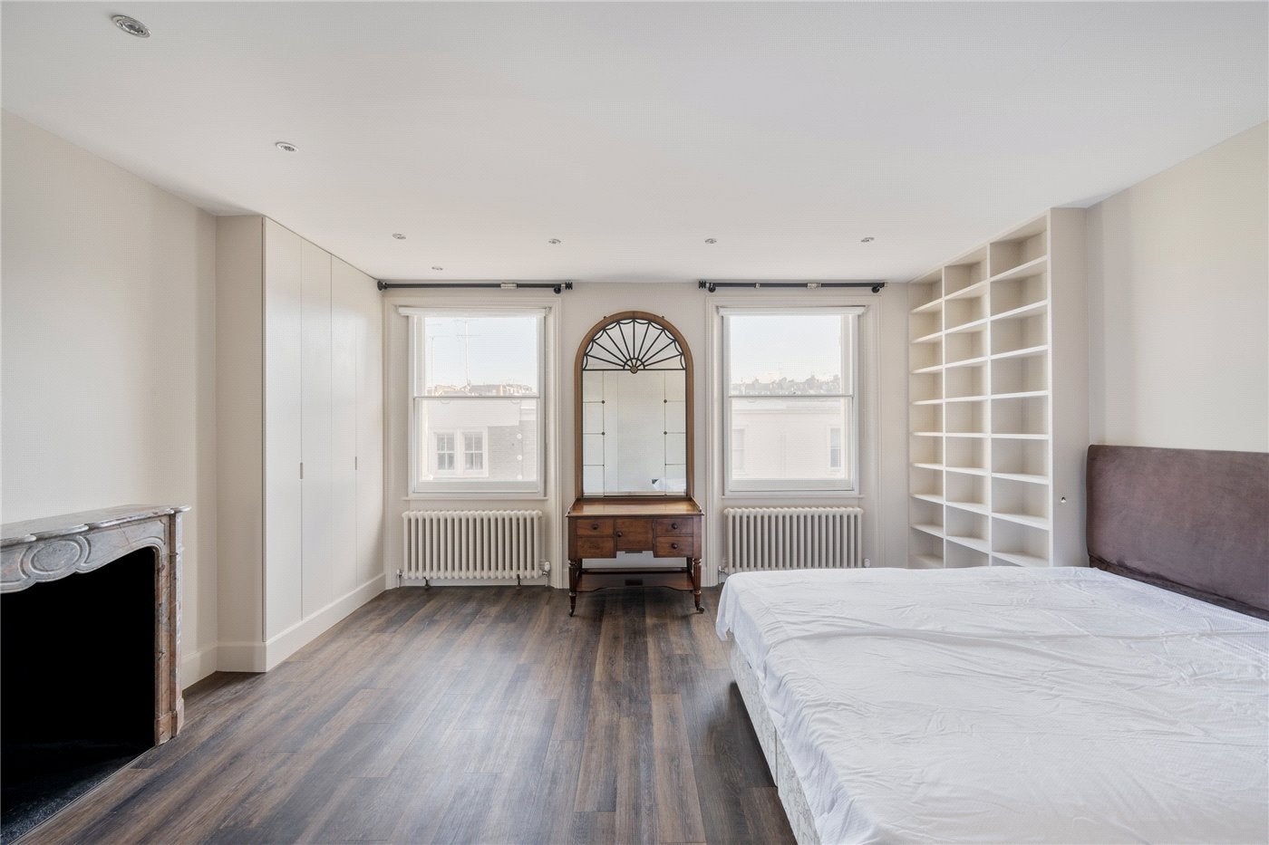 Flat Kensington Park Road in Greater London