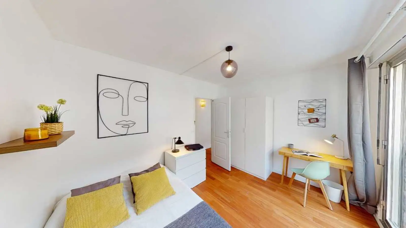 Room Rue de Presles in Paris
