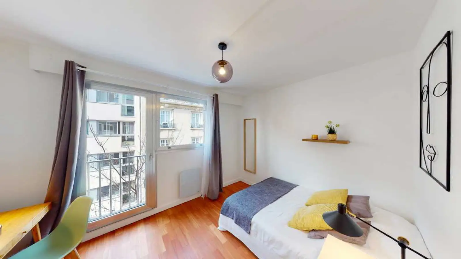 Room Rue de Presles in Paris