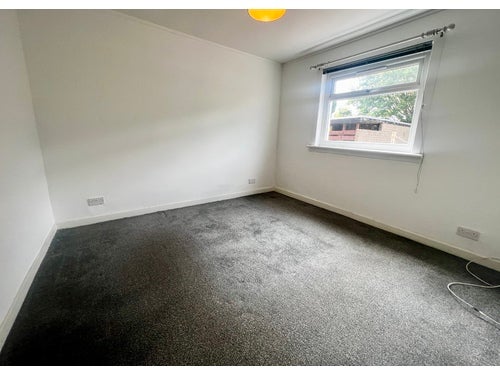 Flat Rockburn Crescent in Bellshill