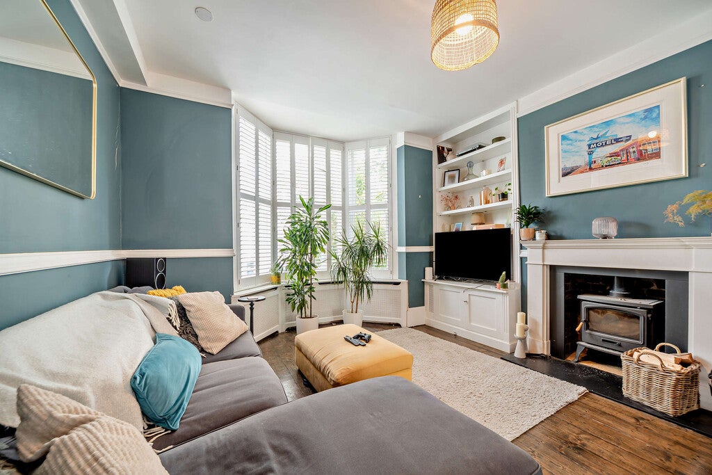 Flat Shenley Road in Greater London