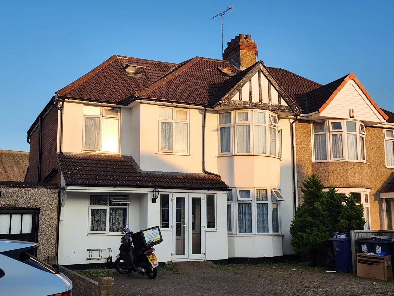 House Beechwood Avenue in Greater London
