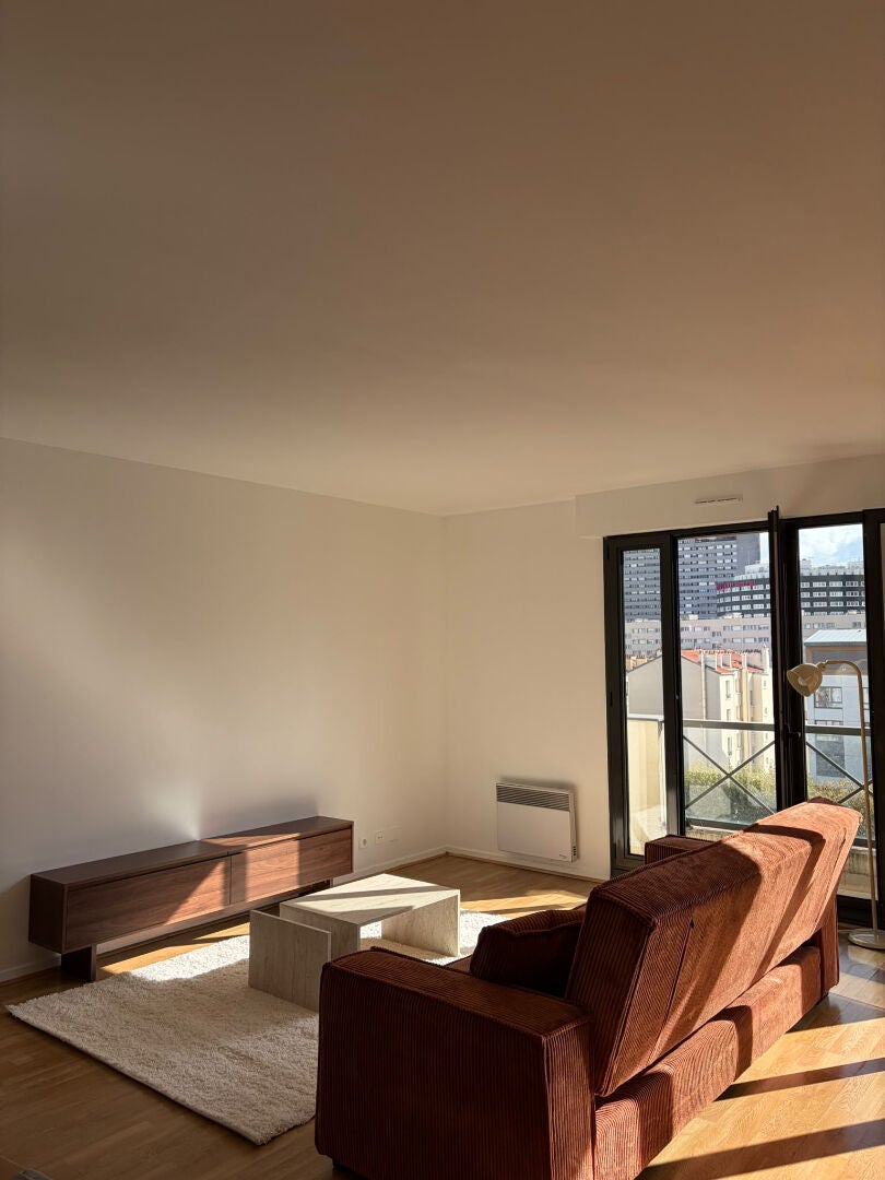 Flat Rue Adam Ledoux in Courbevoie